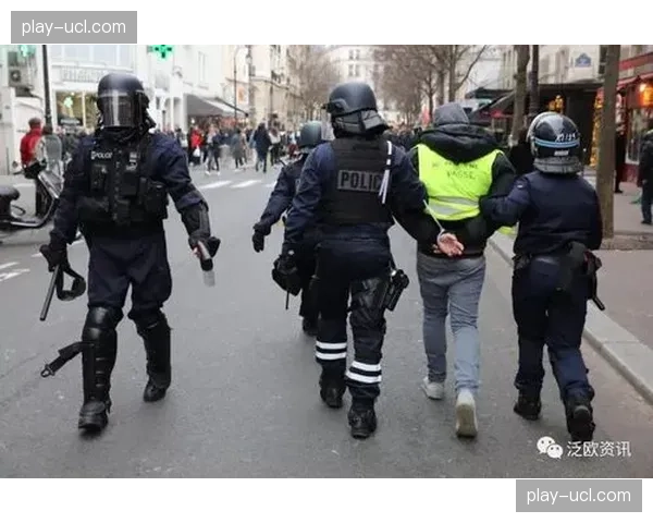 法国警方证实,针对马赛俱乐部前高层涉嫌违规转会的调查已扩大范围 法国警方证实,针对马赛俱乐部前高层涉嫌违规转会的调查已扩大范围